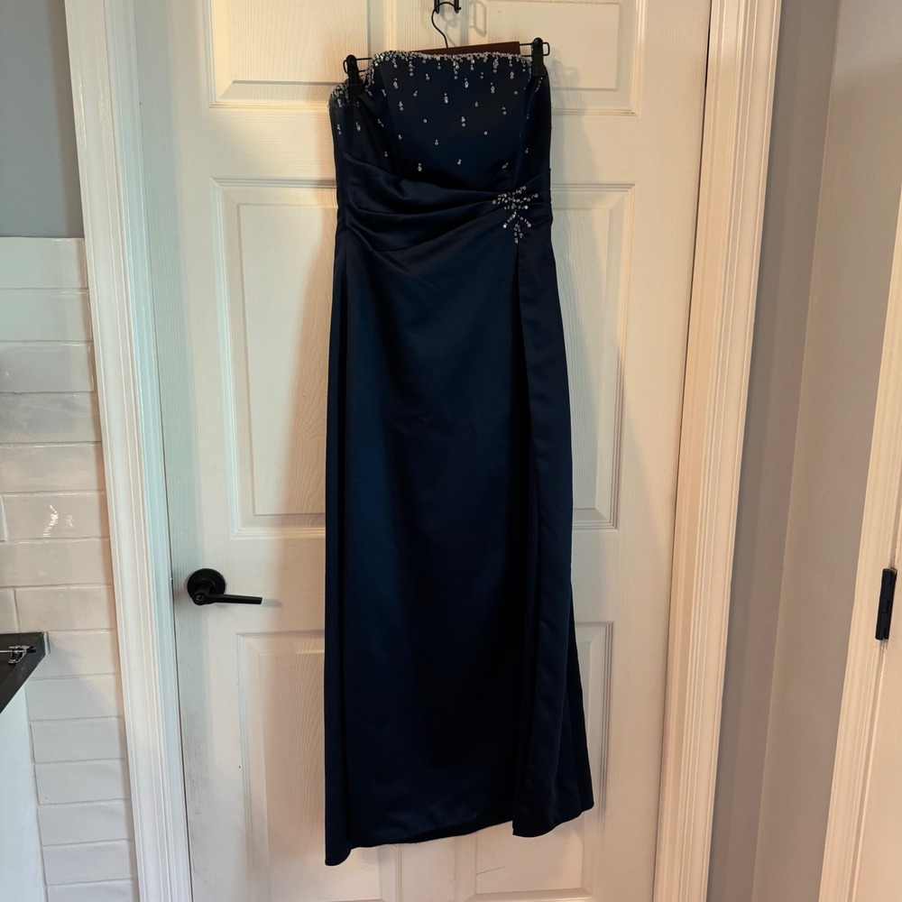 Da Vinci Formal Gown Women Size 10 Navy Blue Beaded Satin Strapless Maxi Dress